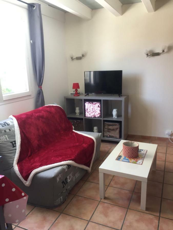 L'Appartement De L'Eglise Saintes-Maries-de-la-Mer Exteriör bild