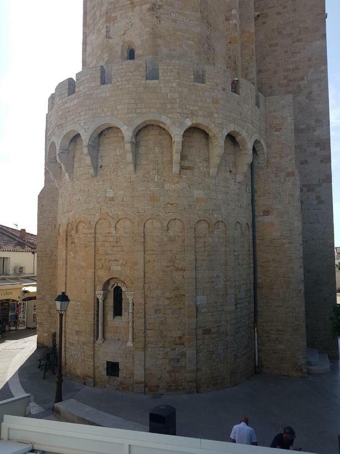 L'Appartement De L'Eglise Saintes-Maries-de-la-Mer Exteriör bild